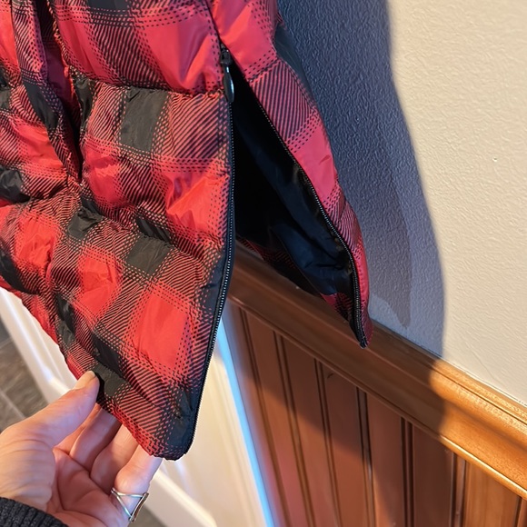 JJill puffer vest, medium - Picture 6 of 6